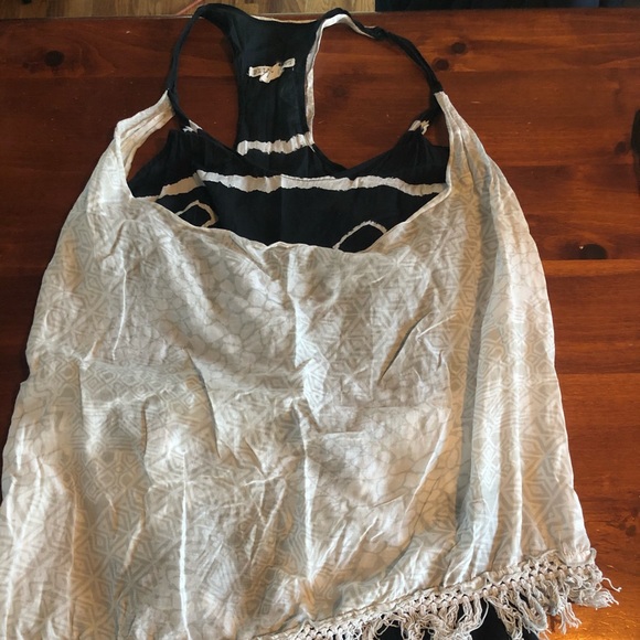 Billabong coverup - Picture 1 of 6